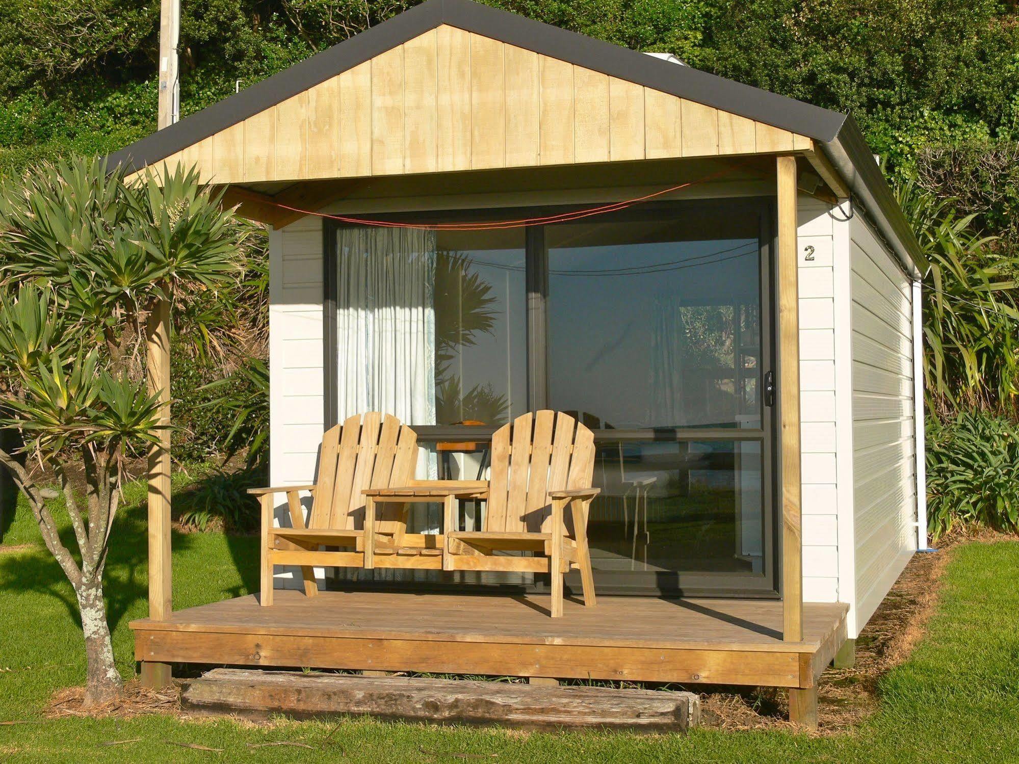 Oakura Beach Holiday Park Buitenkant foto